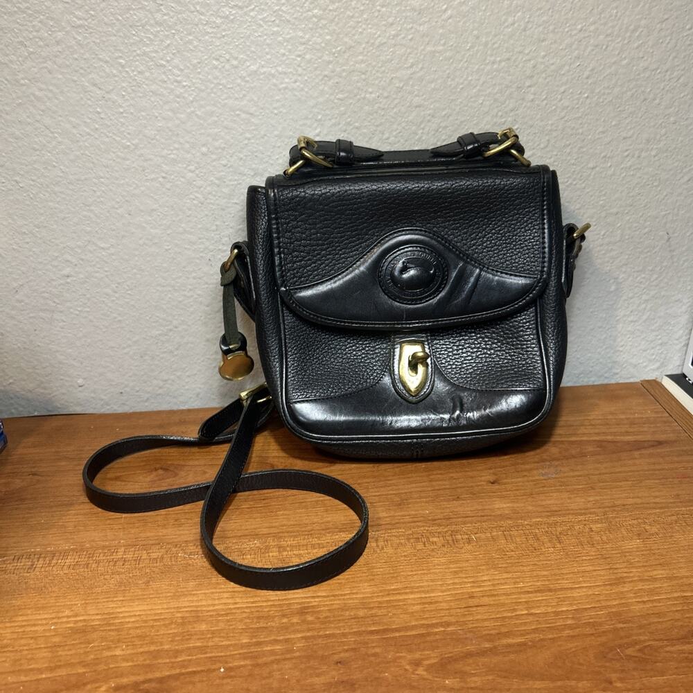 Vintage DOONEY & BOURKE Black All Weather Leather Crossbody Bag Purse USA